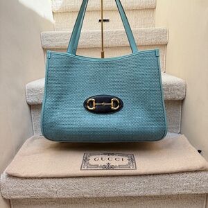 Gucci horsebit raffia and leather tote bag.